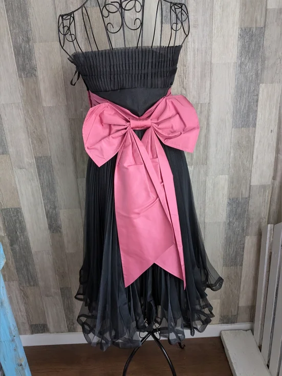 Betsey Johnson Special Occasion Dress - Picture 3 of 16
